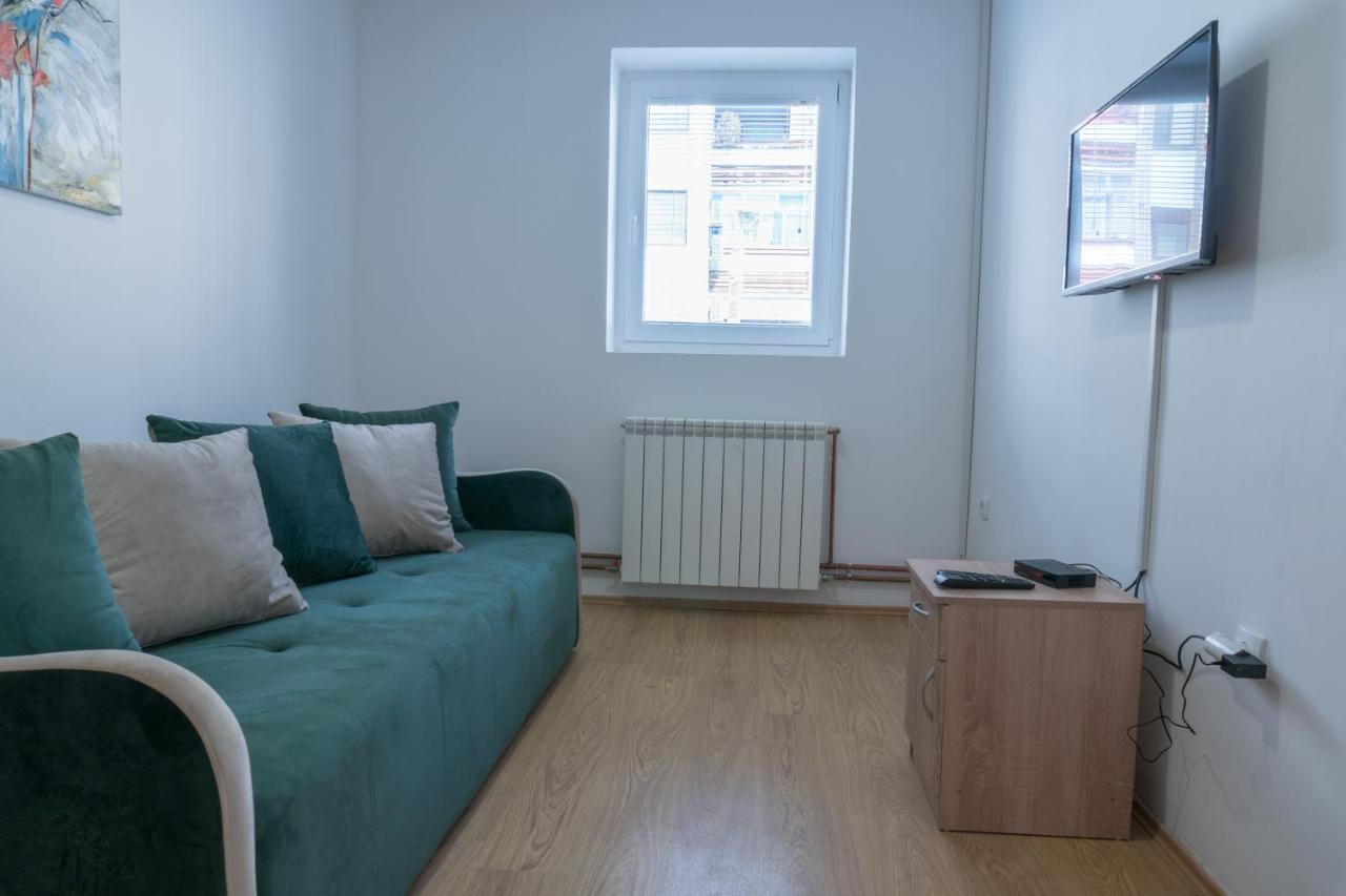 Gerardus Apartmani Vrsac Exterior photo